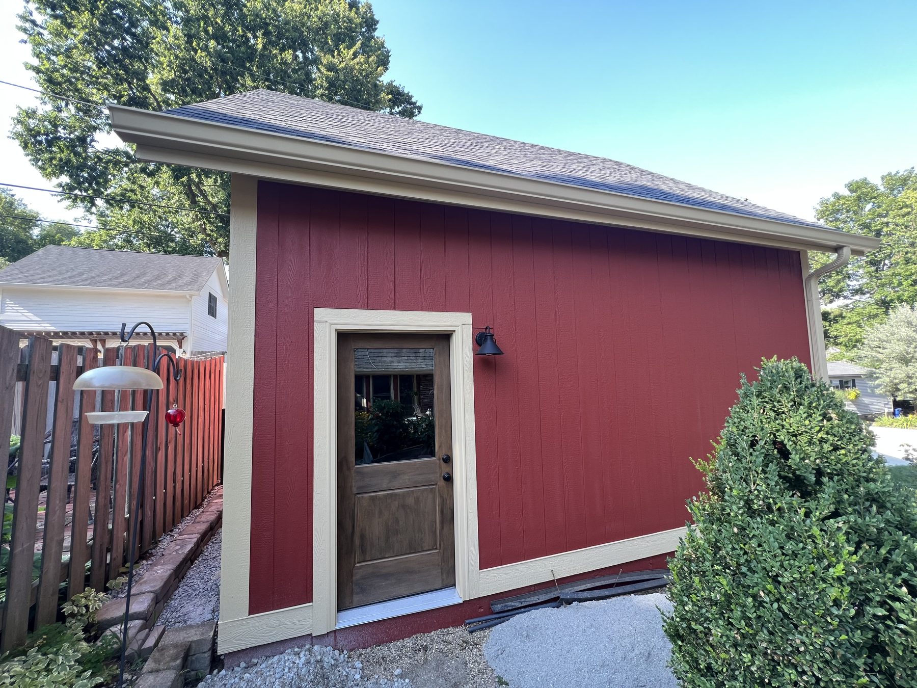 Linden Garage — garages decks