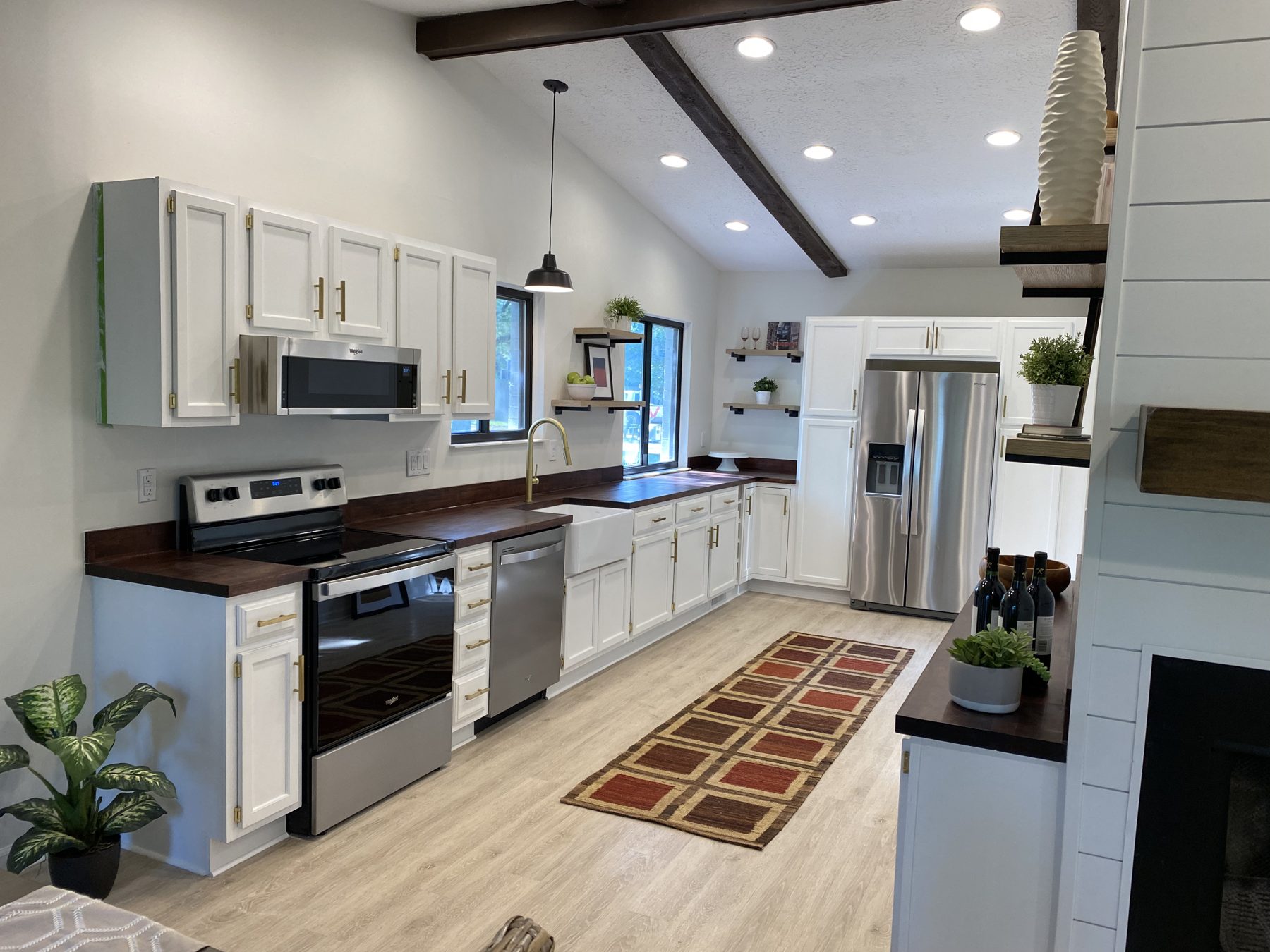 Pebble Creek — kitchens