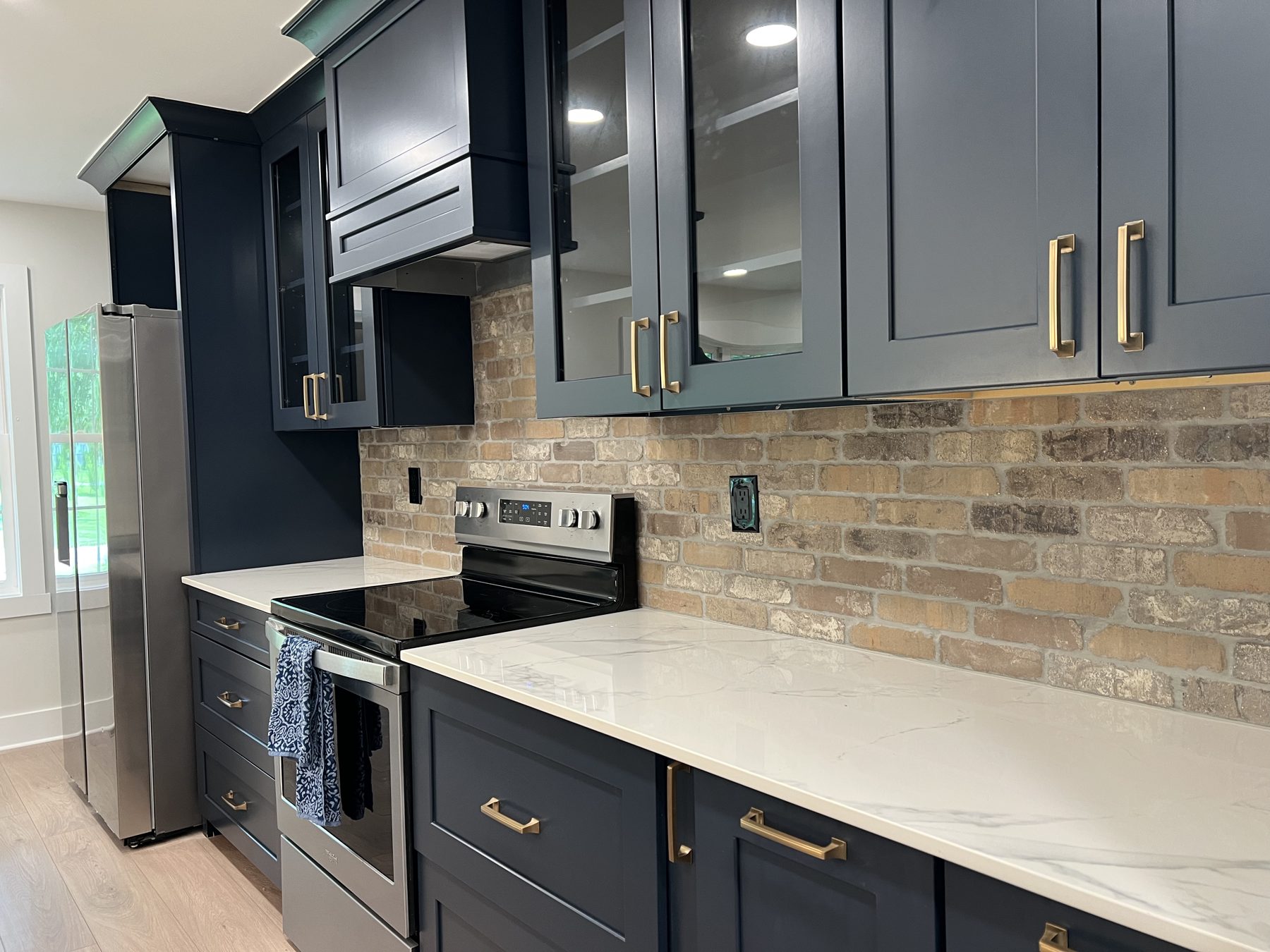 4384 N County Road — kitchens