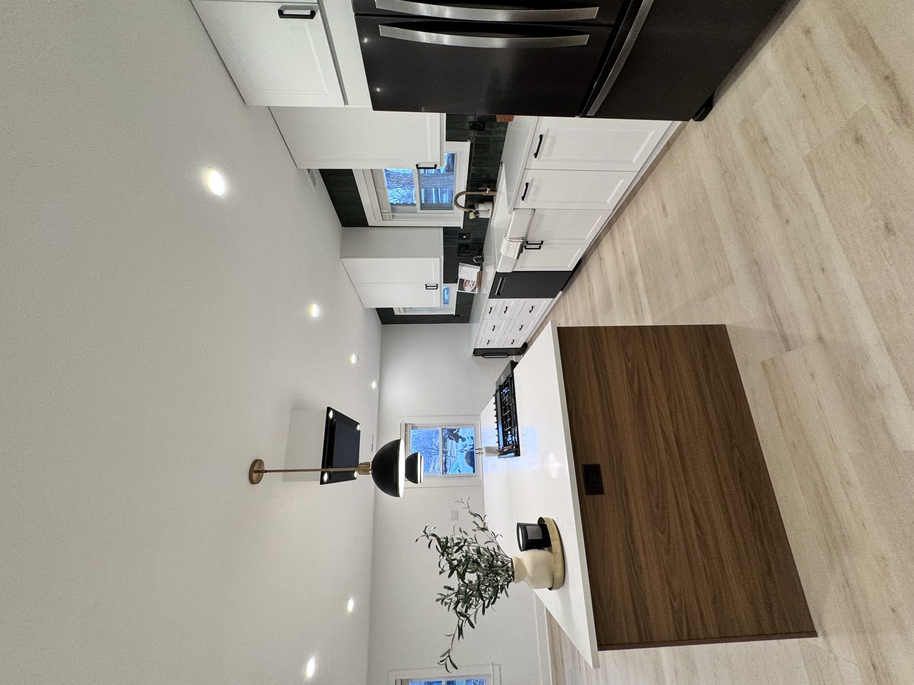 Black & White Kitchen — kitchens